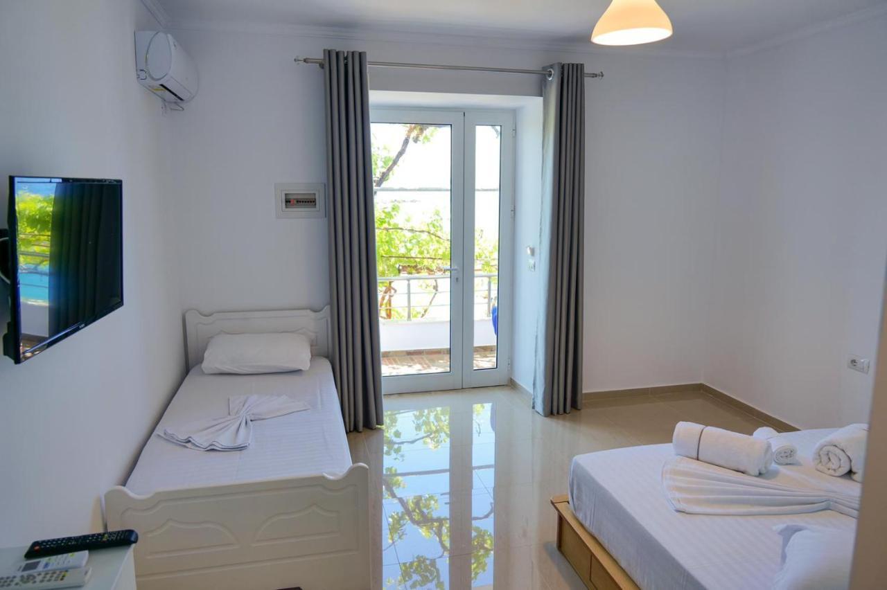Villa Xhefri Sarandë Exterior foto