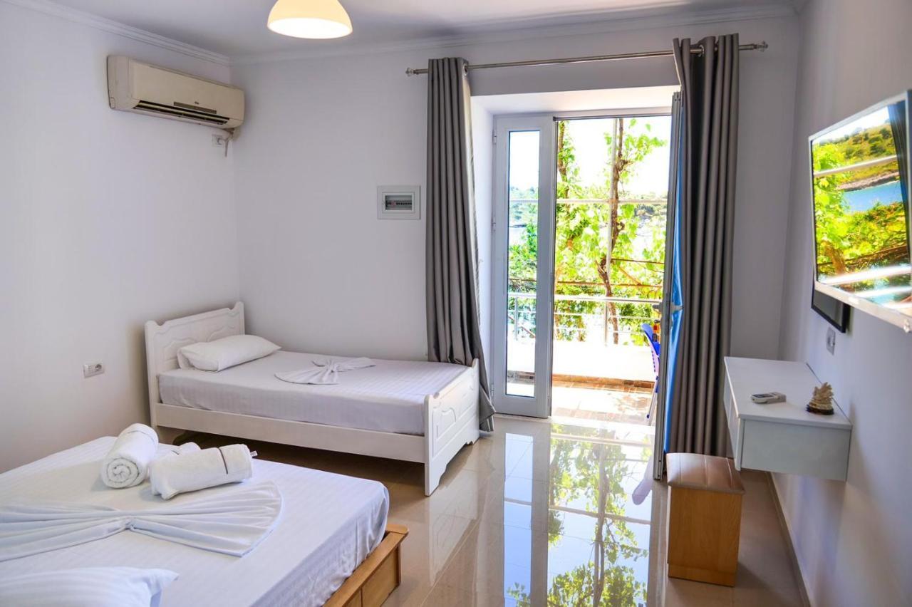 Villa Xhefri Sarandë Exterior foto