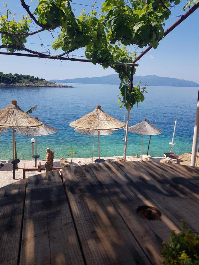 Villa Xhefri Sarandë Exterior foto