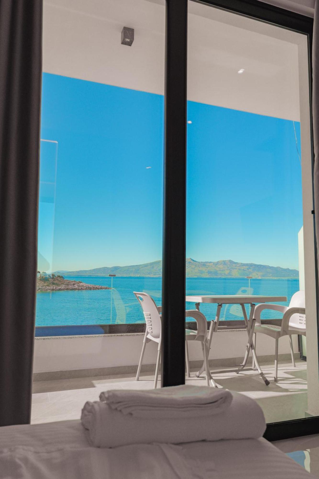Villa Xhefri Sarandë Exterior foto