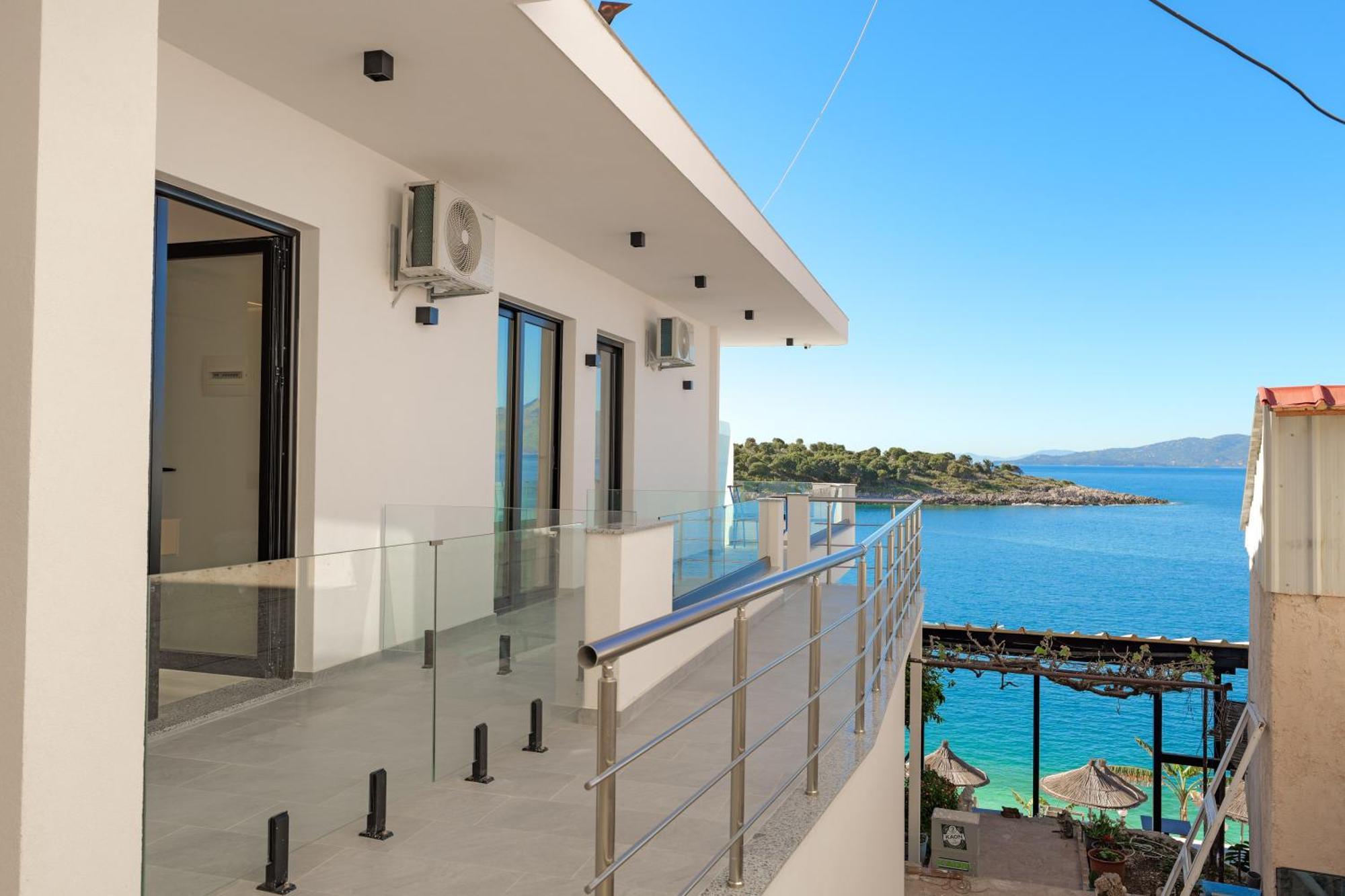 Villa Xhefri Sarandë Exterior foto